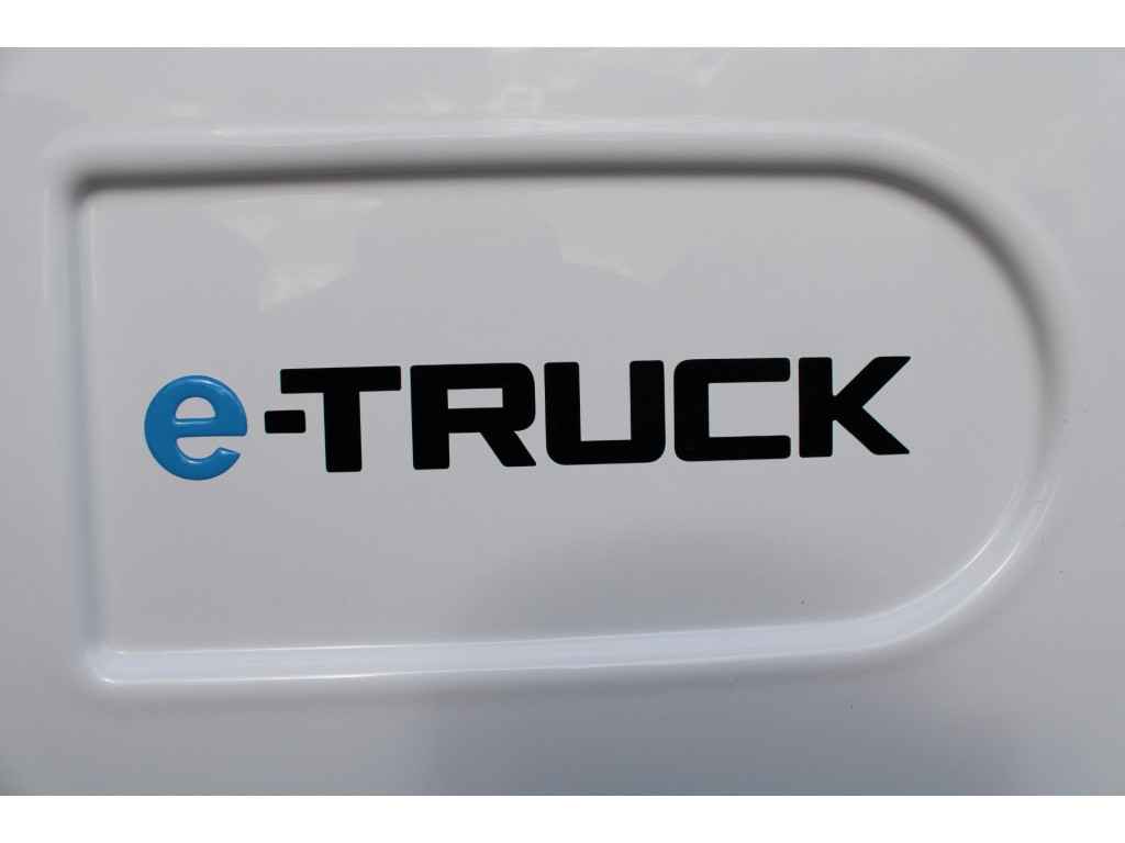 Aixam Mega Multitruck E-truck 100 % Elektrisch gesloten VAN met