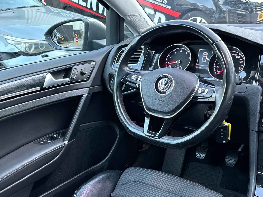 Volkswagen Golf 1.4 TSI ACT Connected Series / 124 DKM / DEALER ONDERHOUDEN foto 8