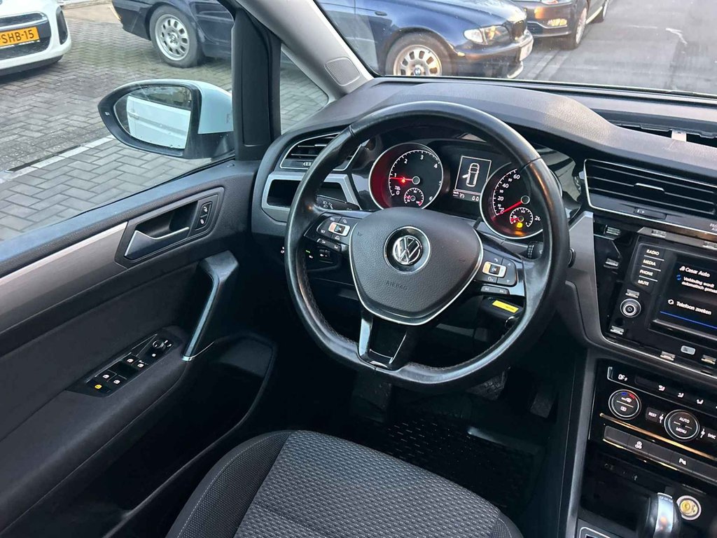 Volkswagen Touran 2.0 TDI SCR AUTOMAAT / DEALER ONDERHOUDEN foto 12