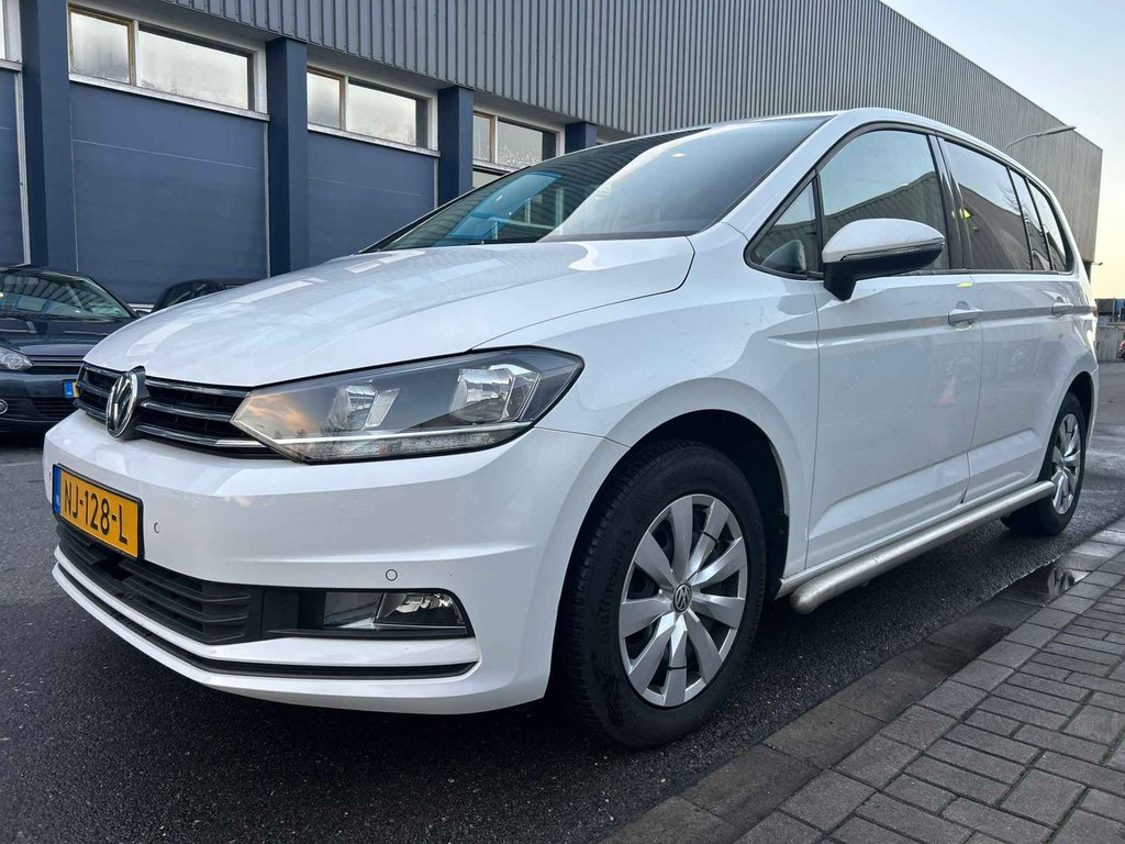 Volkswagen Touran 2.0 TDI SCR AUTOMAAT / DEALER ONDERHOUDEN foto 9