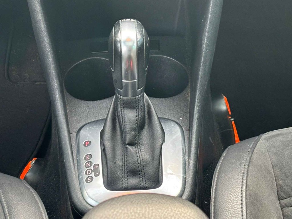 Volkswagen Polo 1.2 TSI Highline / SCHUIF DAK / LEER / STOEL VERWARMING foto 17