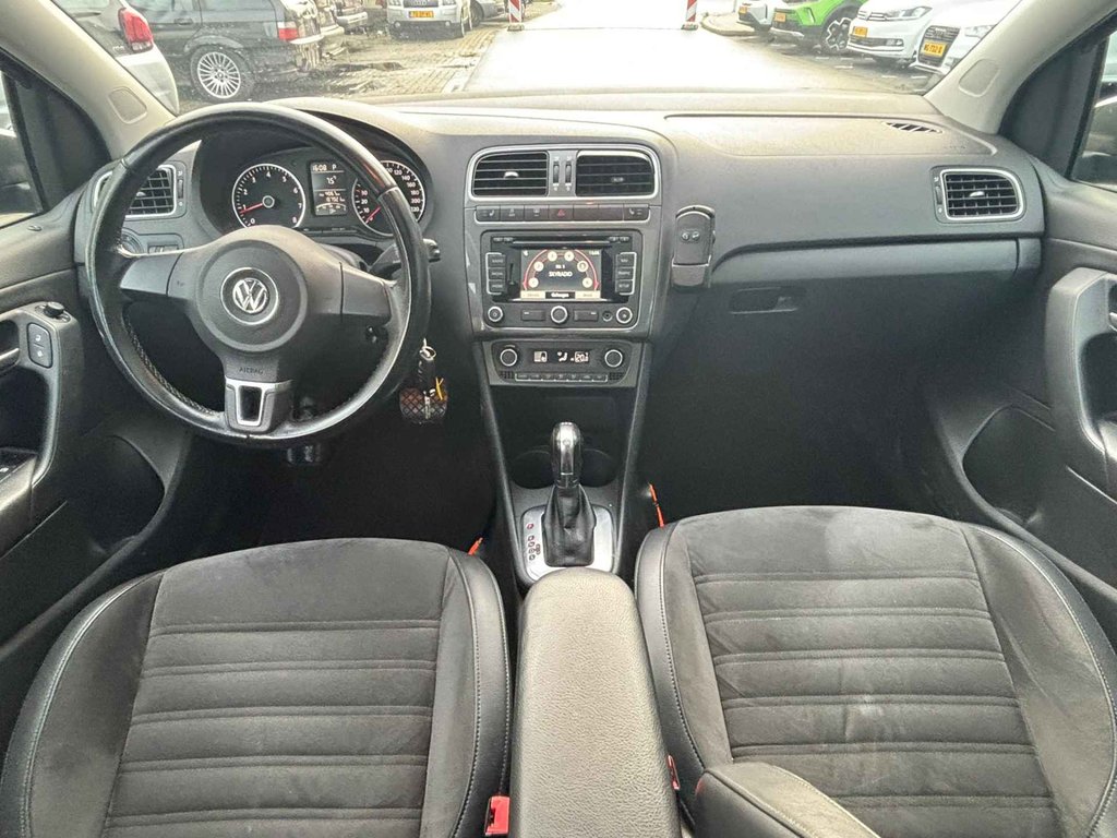 Volkswagen Polo 1.2 TSI Highline / SCHUIF DAK / LEER / STOEL VERWARMING foto 6