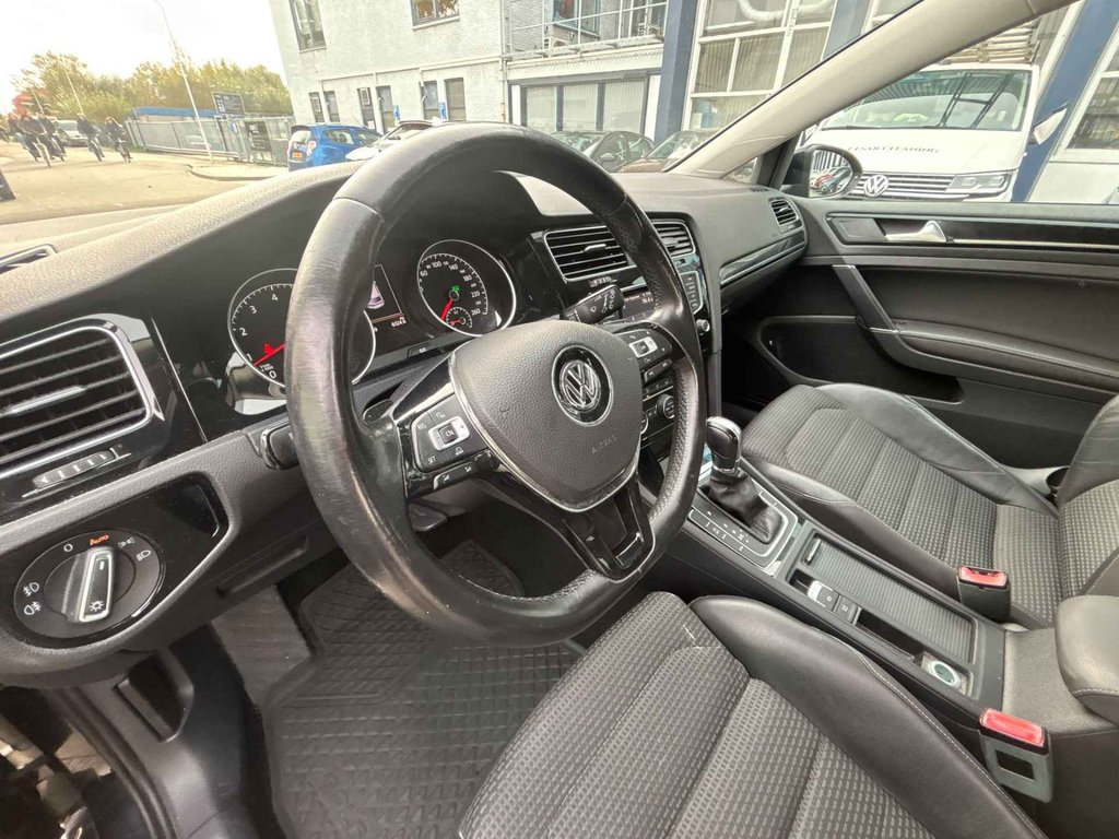Volkswagen Golf 1.4 TSI ACT Highline AUTOMAAT / 71 DKM / DEALER ONDERHOUDEN foto 13