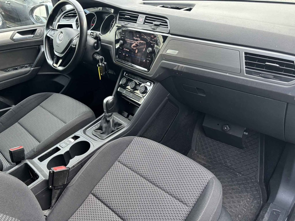 Volkswagen Touran 2.0 TDI SCR AUTOMAAT / DEALERONDERHOUDEN foto 3