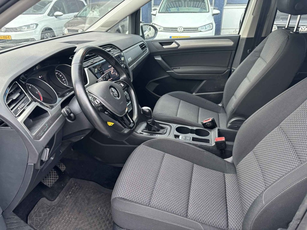 Volkswagen Touran 2.0 TDI SCR AUTOMAAT / DEALERONDERHOUDEN foto 5