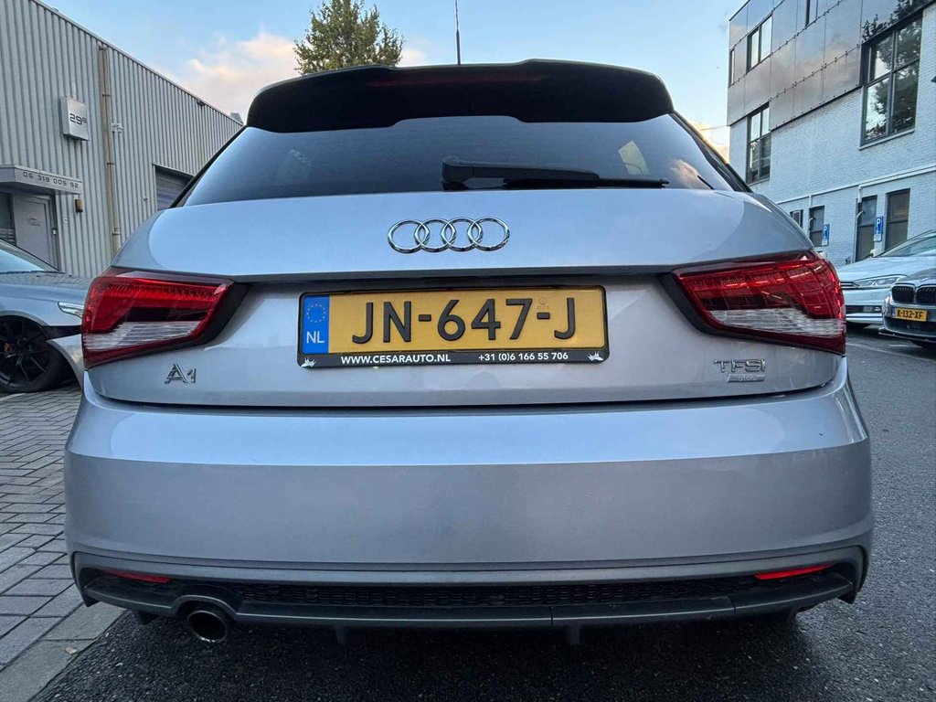 Audi A1 Sportback 1.0 TFSI Adrenalin S-LINE / 79 DKM foto 15
