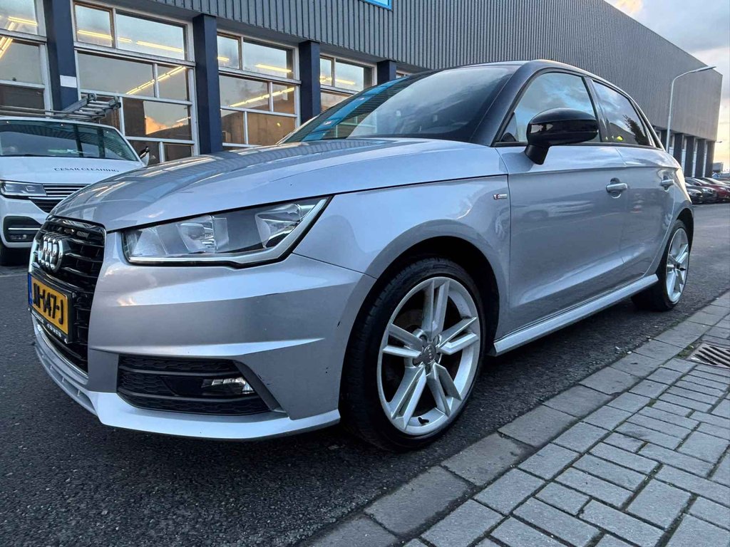 Audi A1 Sportback 1.0 TFSI Adrenalin S-LINE / 79 DKM foto 5