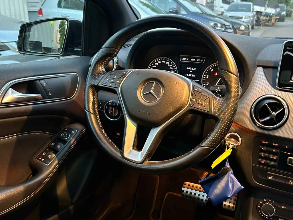 Mercedes-Benz B-Klasse 180 Ambition AUTOMAAT / PANORAMA DAK foto 14