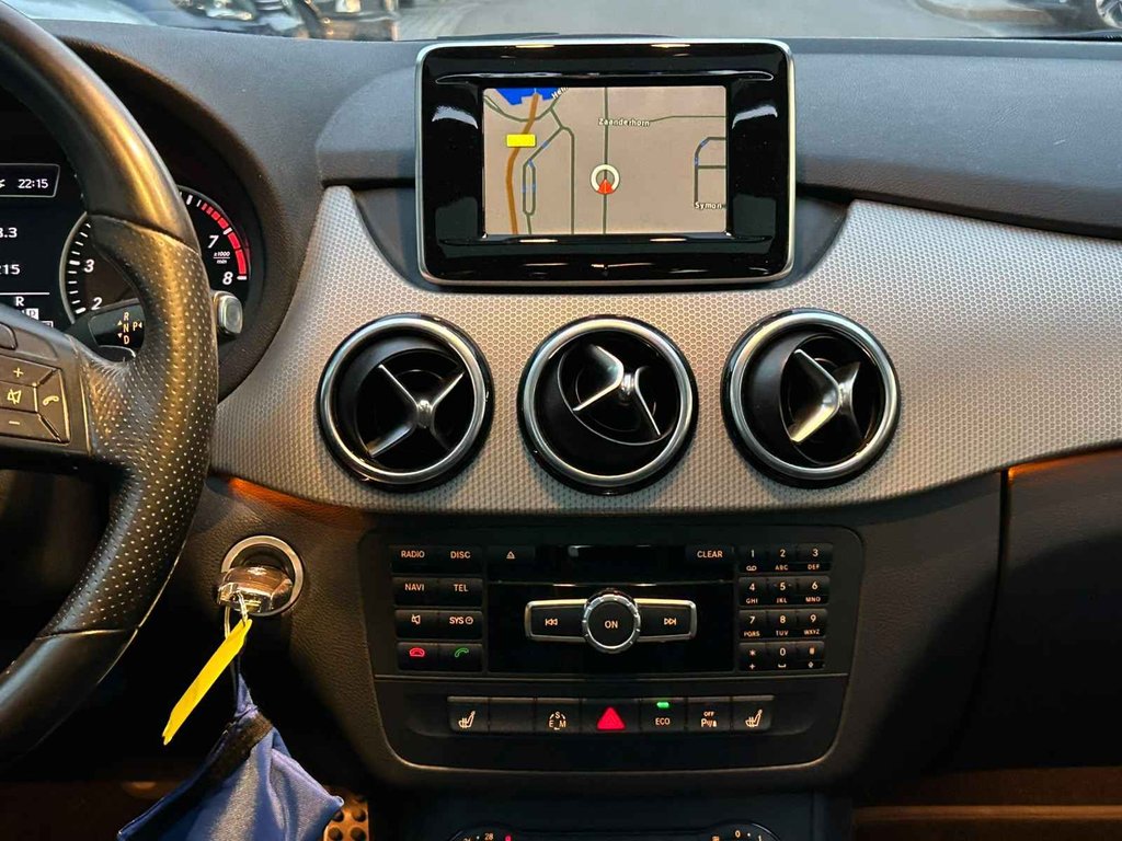Mercedes-Benz B-Klasse 180 Ambition AUTOMAAT / PANORAMA DAK foto 15