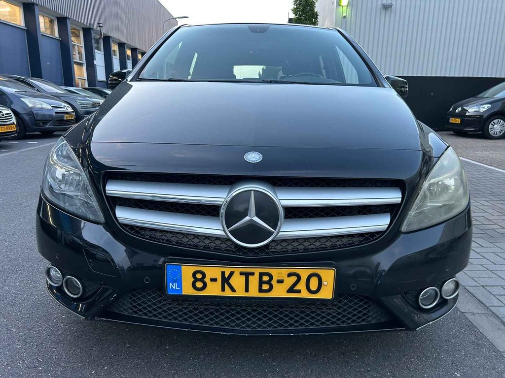 Mercedes-Benz B-Klasse 180 Ambition AUTOMAAT / PANORAMA DAK foto 6