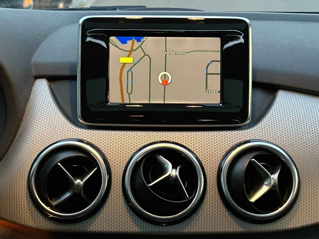 Mercedes-Benz B-Klasse 180 Ambition AUTOMAAT / PANORAMA DAK foto 7