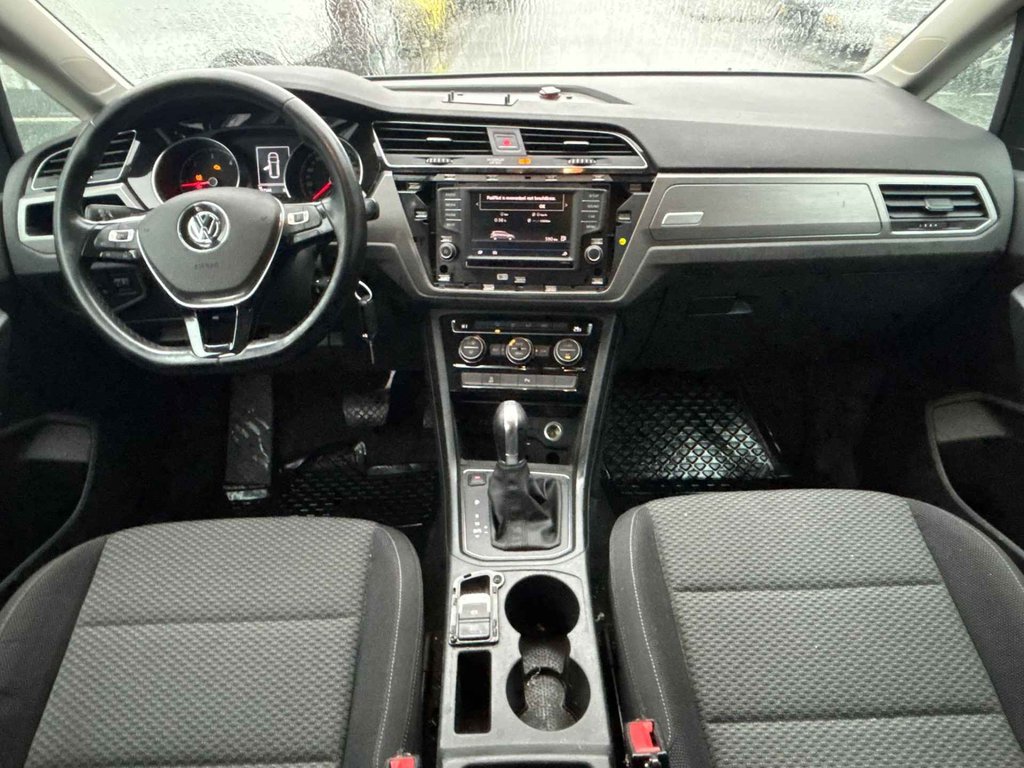 Volkswagen Touran 2.0 TDI SCR AUTOMAAT / DEALER ONDERHOUDEN foto 3