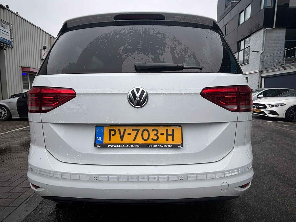 Volkswagen Touran 2.0 TDI SCR AUTOMAAT / 151 DKM / DEALER ONDERHOUDEN foto 10