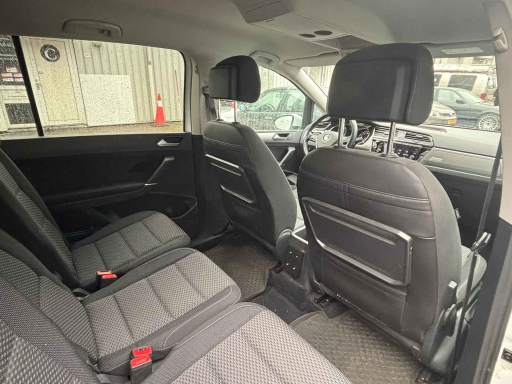 Volkswagen Touran 2.0 TDI SCR AUTOMAAT / 151 DKM / DEALER ONDERHOUDEN foto 11