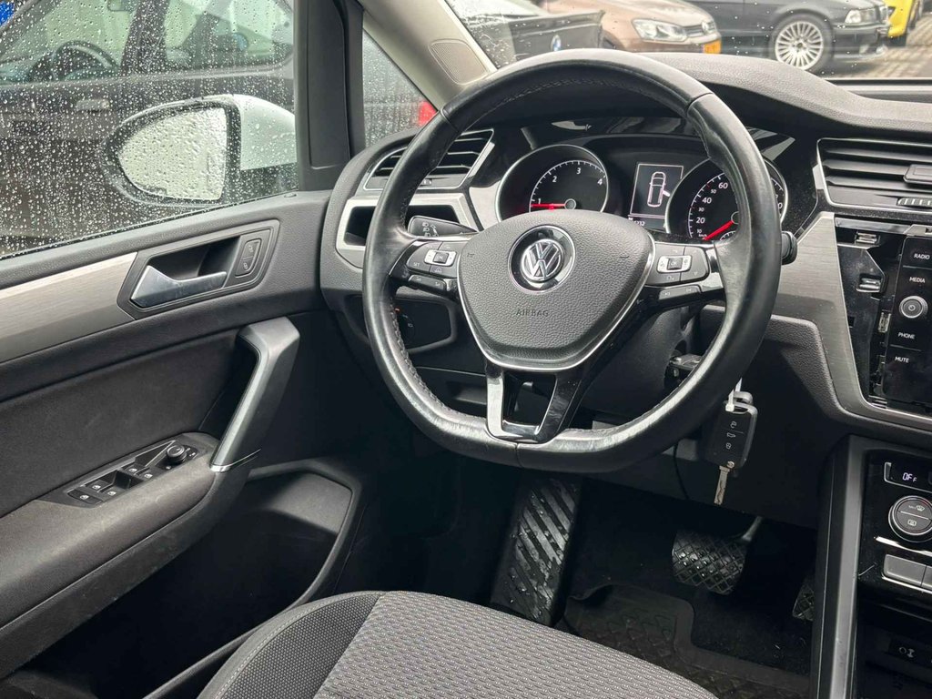 Volkswagen Touran 2.0 TDI SCR AUTOMAAT / 151 DKM / DEALER ONDERHOUDEN foto 9