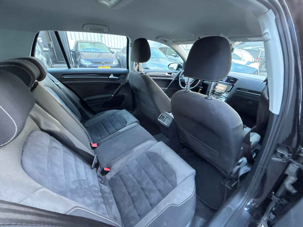 Volkswagen Golf 1.4 TSI HIGHLINE AUTOMAAT 7-TRAPS / 129 DKM foto 15