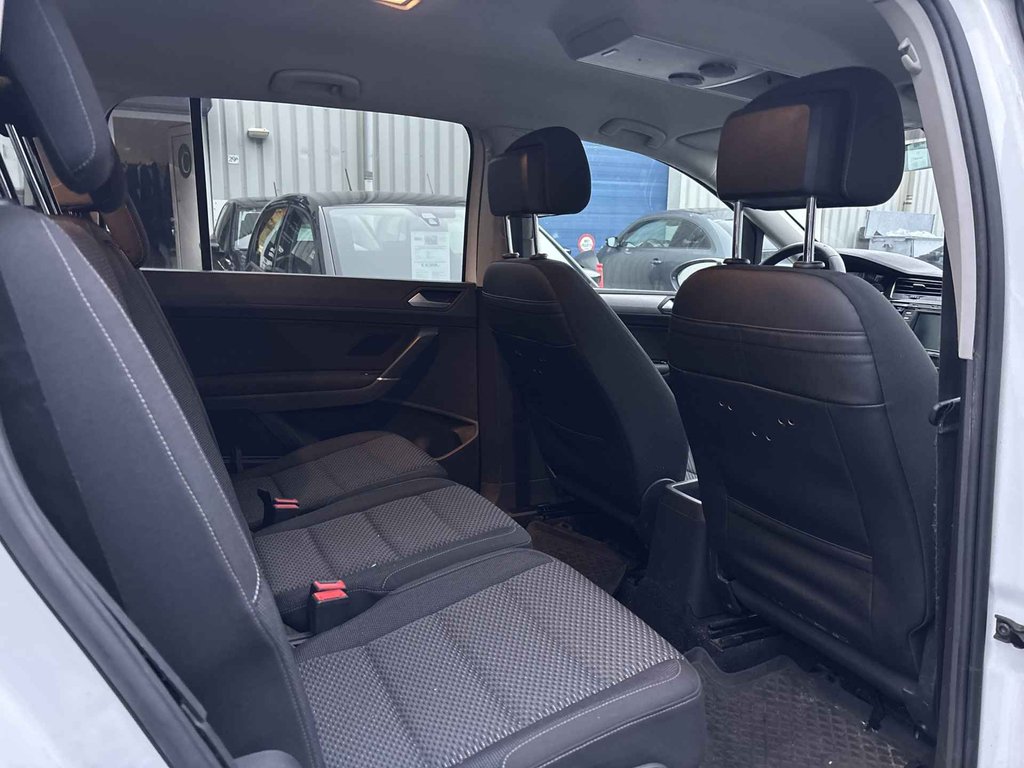 Volkswagen Touran 2.0 TDI SCR AUTOMAAT / 206 DKM / DEALER ONDERHOUDEN foto 7