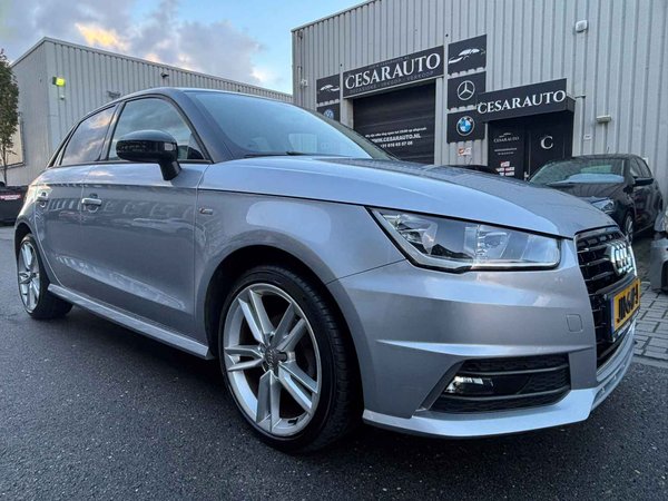 Audi A1 Sportback 1.0 TFSI Adrenalin S-LINE / 79 DKM