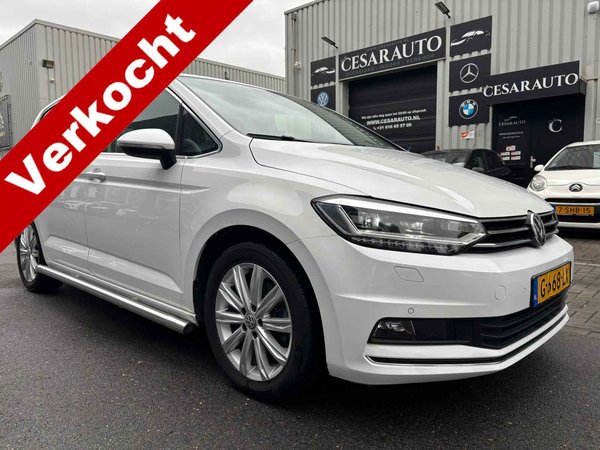 Volkswagen Touran 1.5 TSI Highline Business R / 7 PERSOONS / 144 DKM